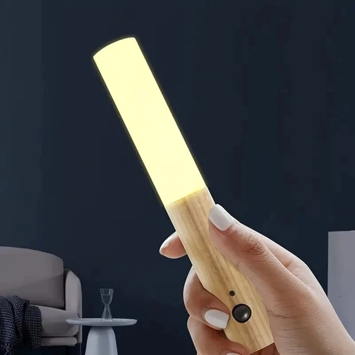 Luce notturna con sensore di movimento, luce notturna ricaricabile con sensore corporeo per interni, applique da parete a LED in legno magnetico per camera da letto, corridoio, scala, mobile, luce notturna intelligente a induzione del corpo umano